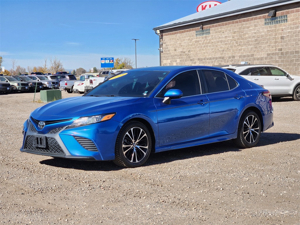 2018 Toyota Camry L photo 4