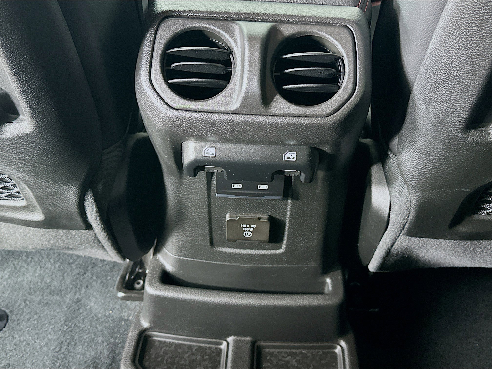 2023 Jeep Wrangler Rubicon photo 33