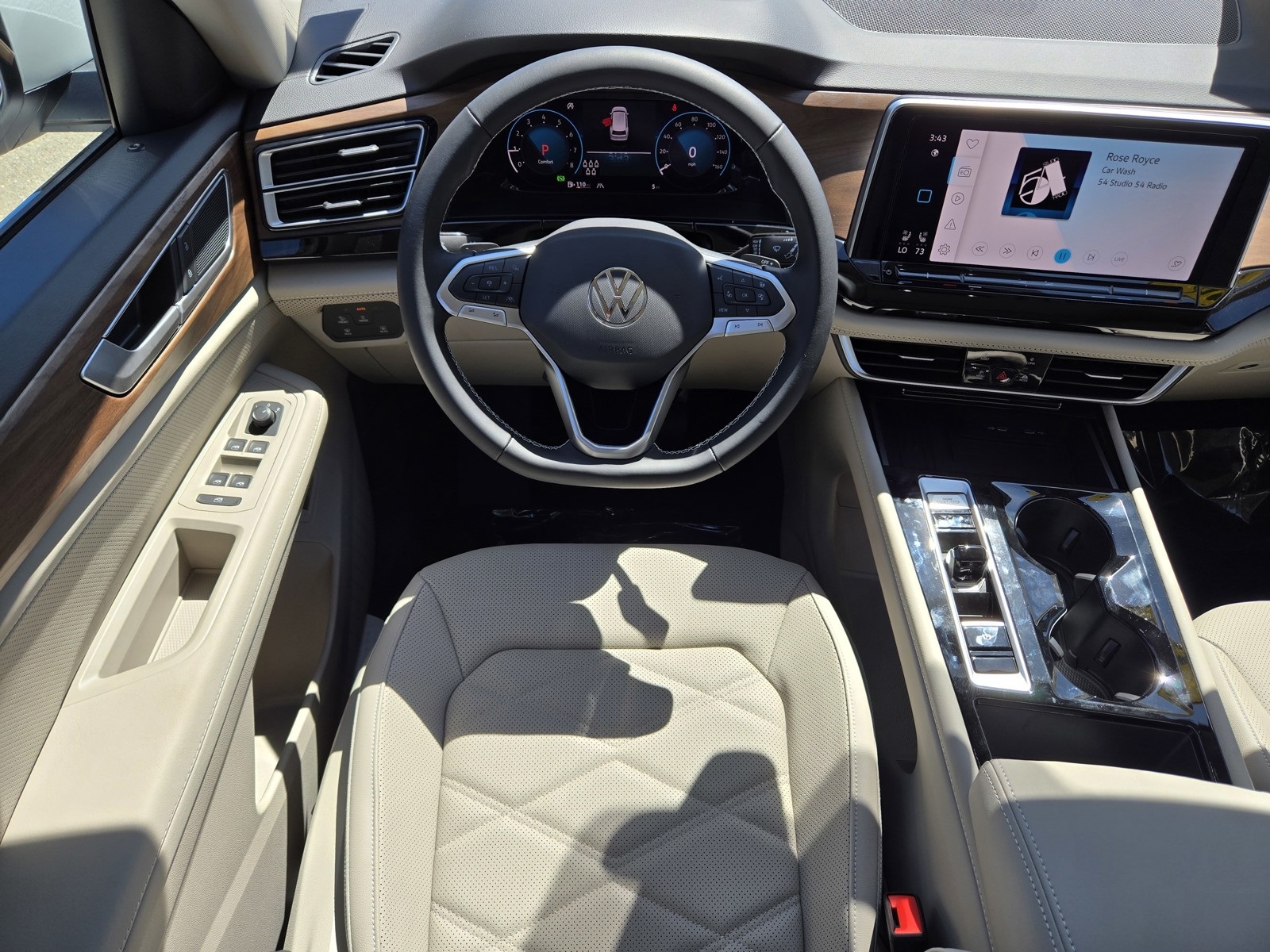 2026 Volkswagen Atlas SE Technology photo 5