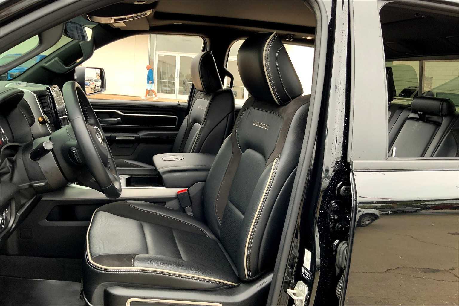 2023 Ram 1500 Laramie photo 6