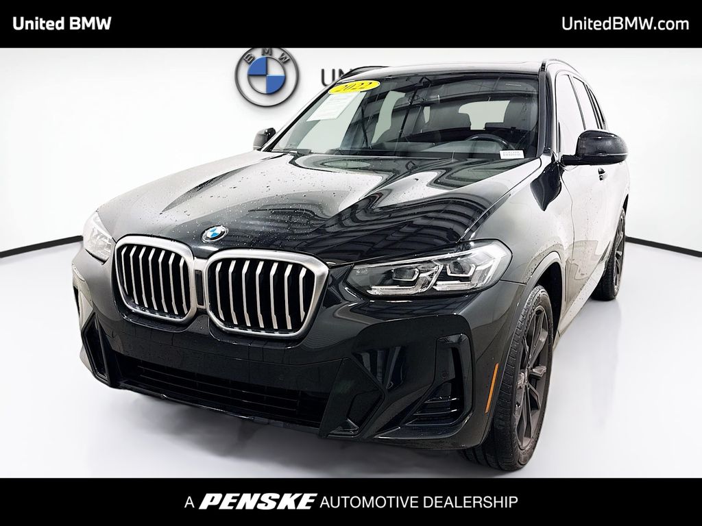 2022 BMW X3 30i's photo