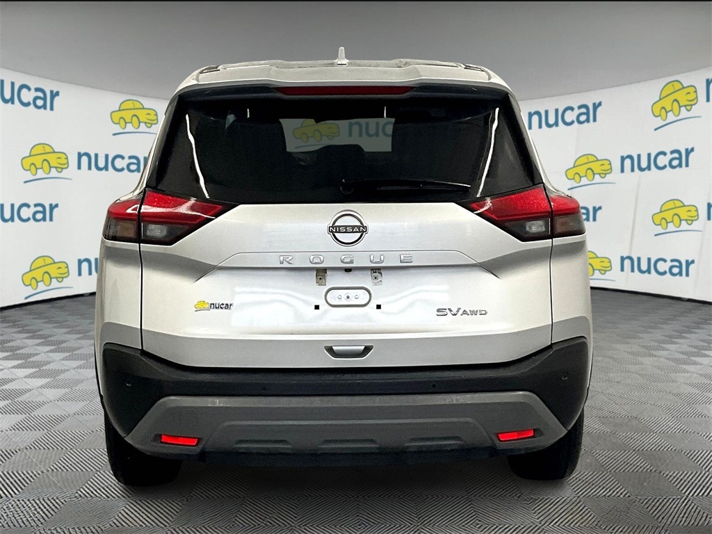 2023 Nissan Rogue SV photo 4