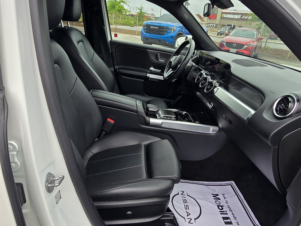 2021 Mercedes Benz GLB 250 photo 13