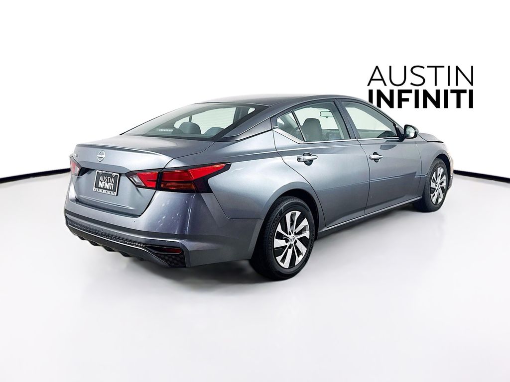 2023 Nissan Altima 2.5 S photo 7
