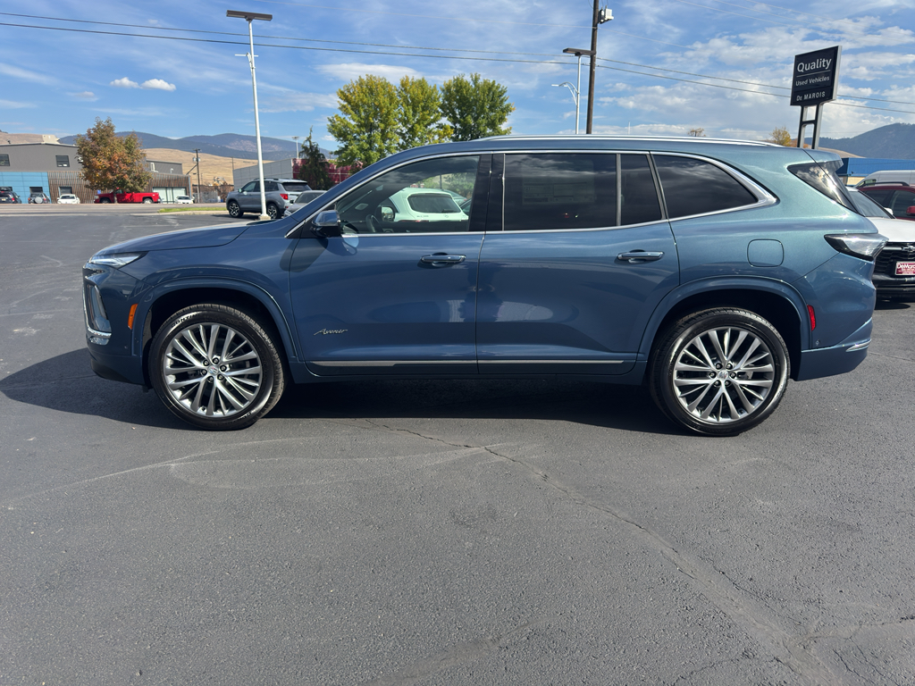 2026 Buick Enclave Avenir's photo