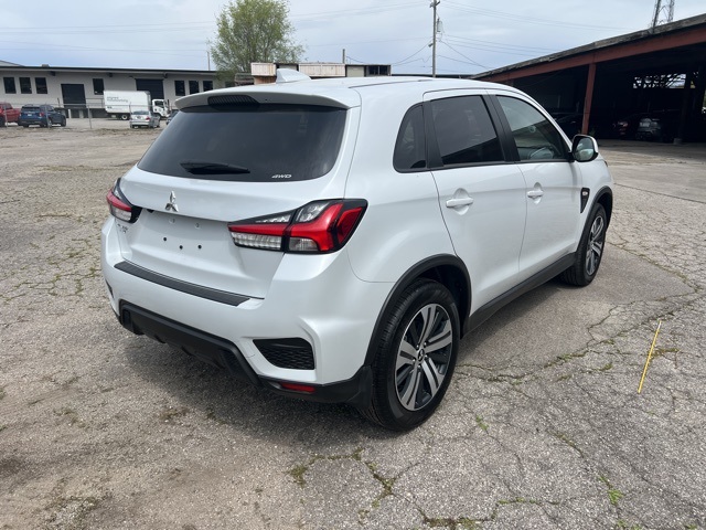 2025 Mitsubishi Outlander Sport ES photo 7
