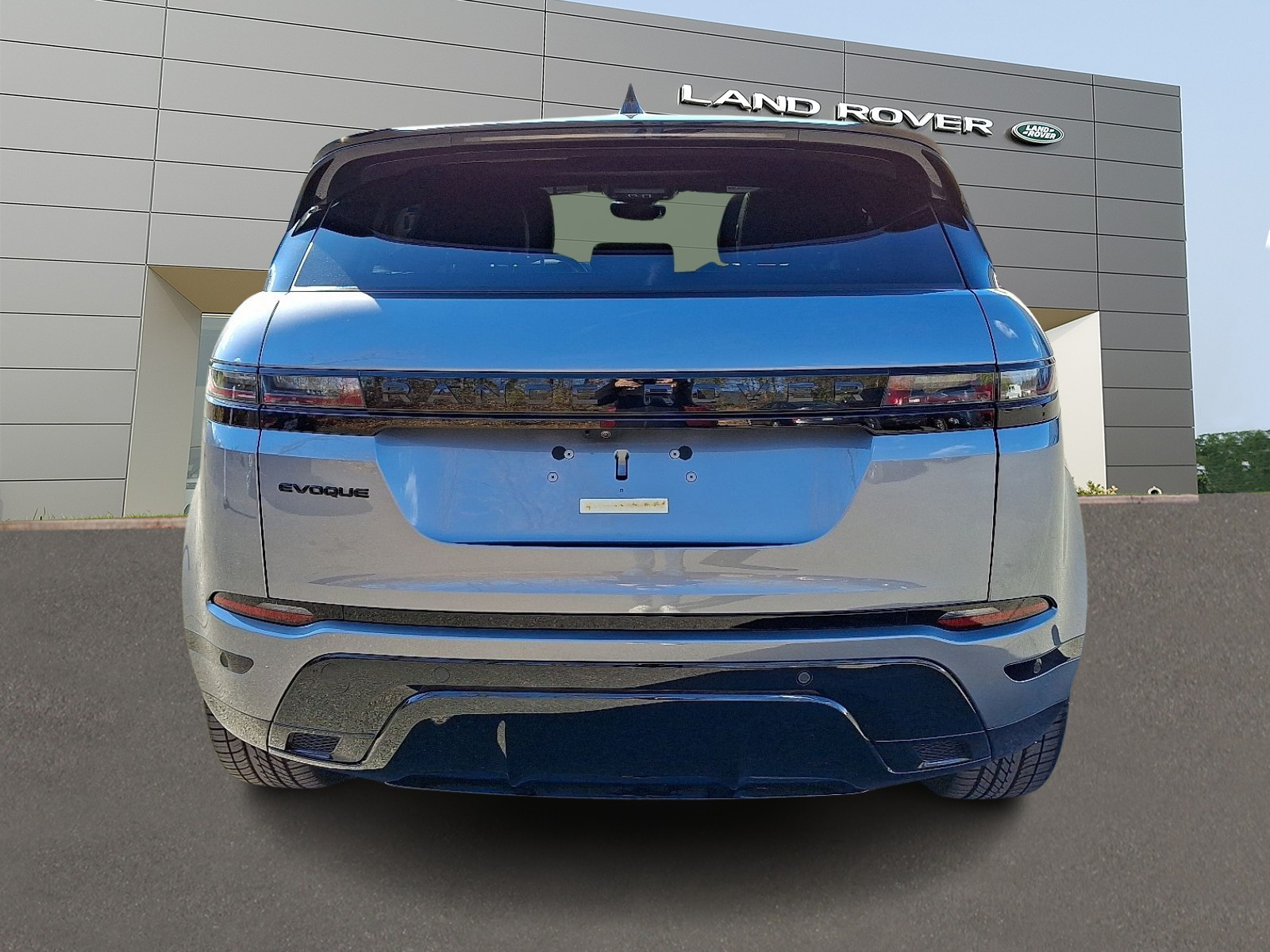 2026 Land Rover Range Rover Evoque Dynamic SE photo 4