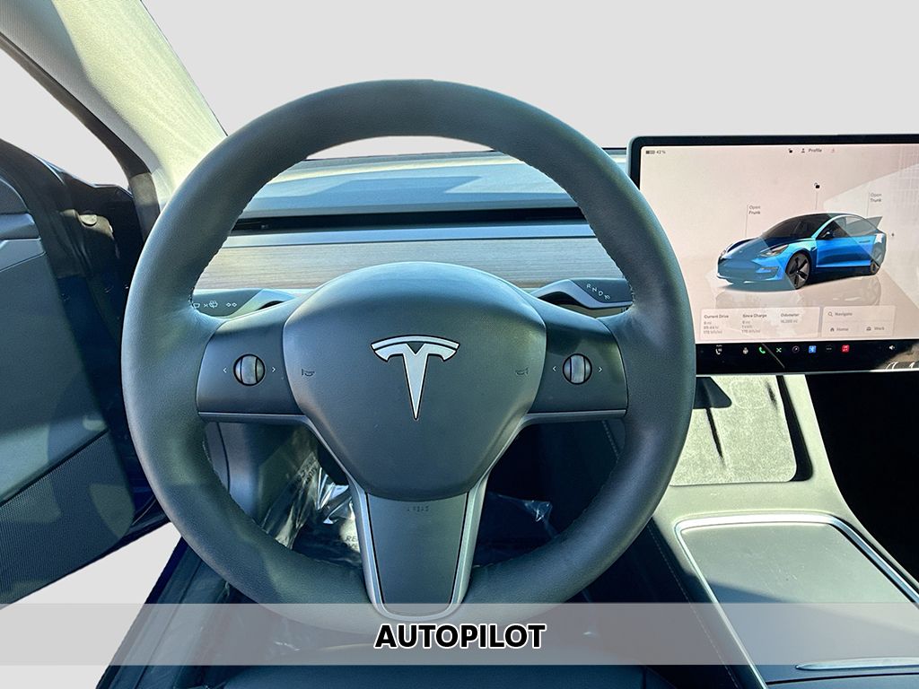 2023 Tesla Model 3 photo 2
