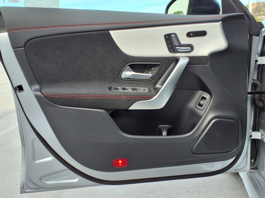 2026 Mercedes Benz CLA 250 photo 11