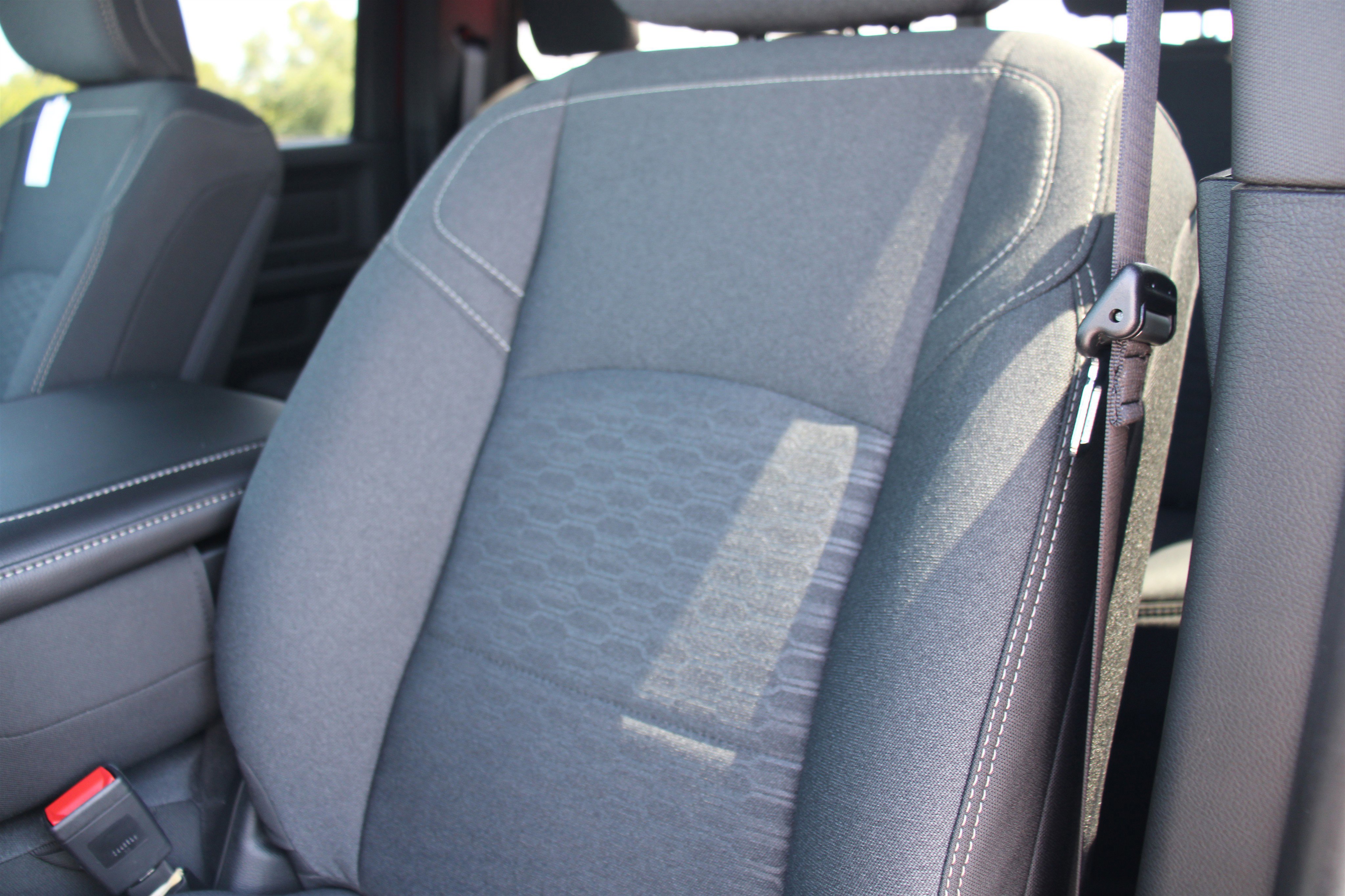 2025 Ram 2500 Tradesman photo 3