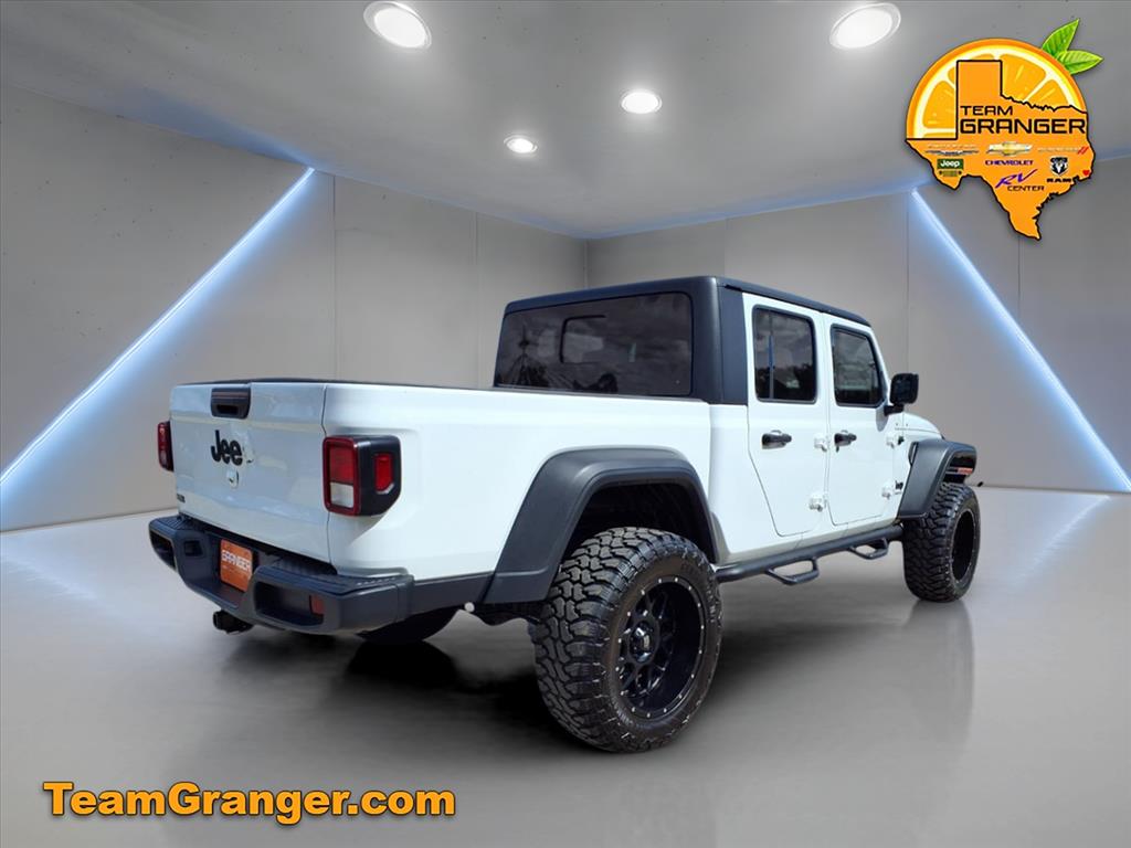 2020 Jeep Gladiator Sport photo 4