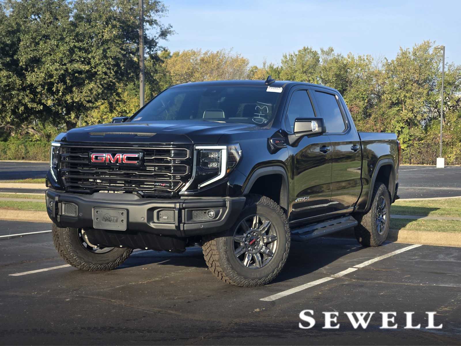 2026 GMC Sierra SLE's photo