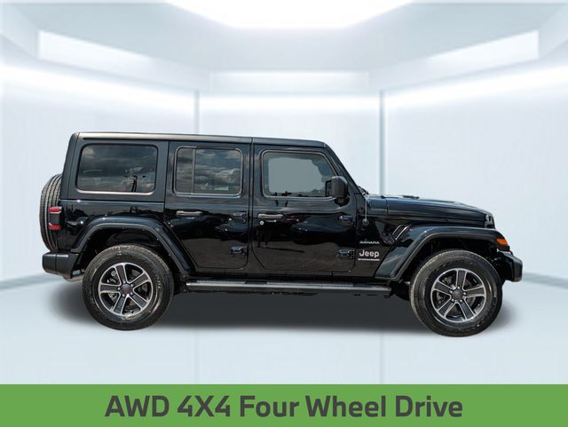 2023 Jeep Wrangler Sahara photo 6