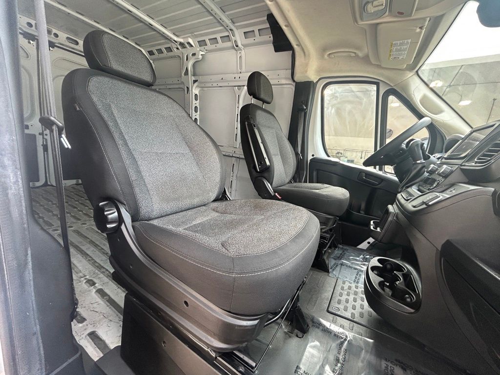 2023 Ram ProMaster 2500 photo 19