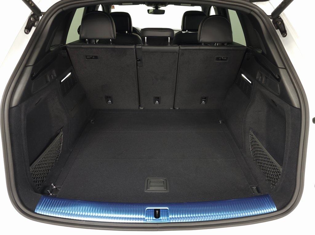 2025 AUDI SQ5 - Image 5