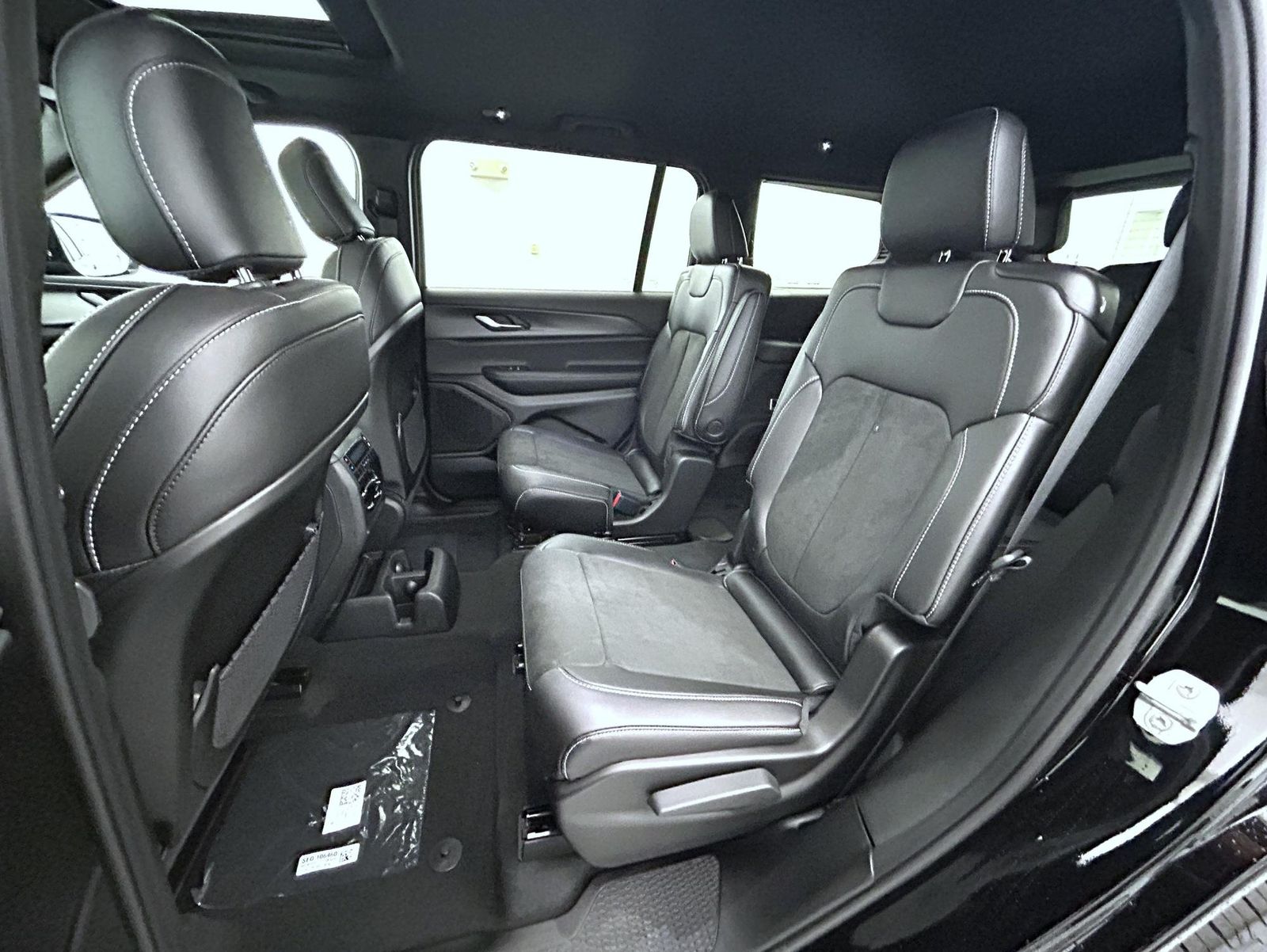 2025 Jeep Grand Cherokee Altitude X photo 18