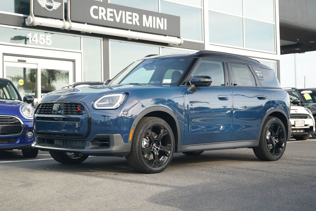 2026 MINI Countryman S's photo