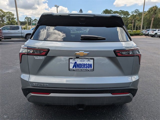 2026 Chevrolet Equinox LT photo 3