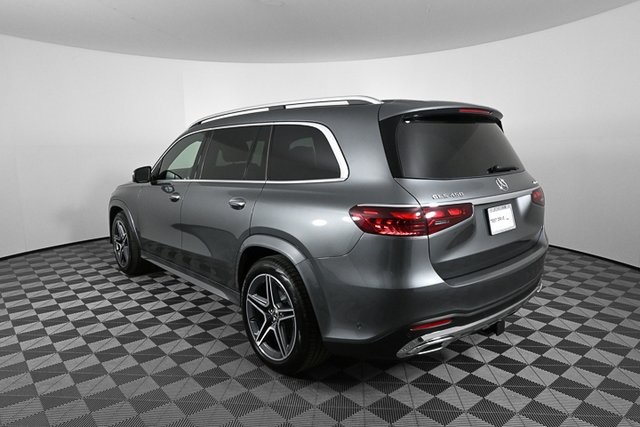 2025 Mercedes Benz GLS 450 4MATIC photo 4