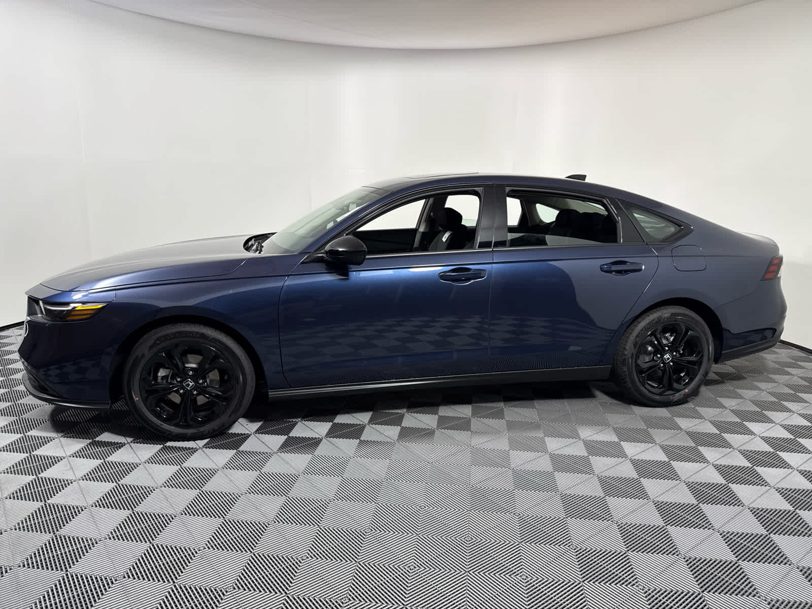 2025 Honda Accord 1.5T SE photo 3