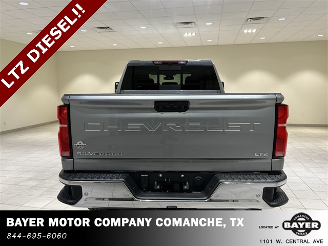 2025 Chevrolet Silverado 2500HD LTZ photo 3