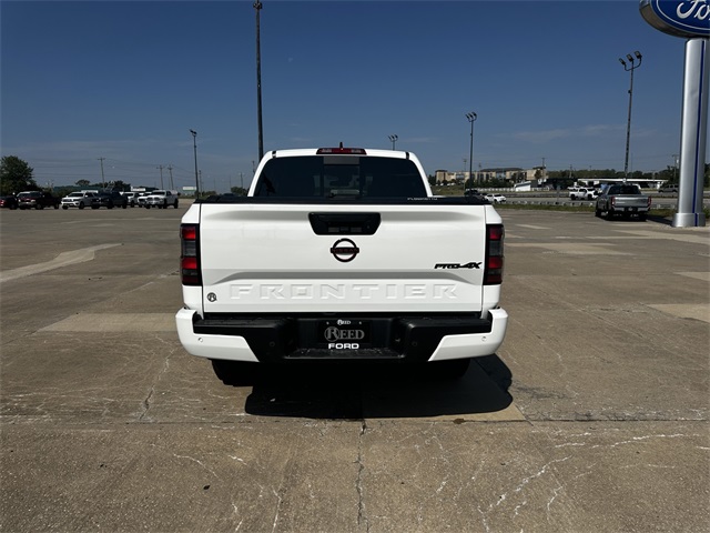 2024 Nissan Frontier PRO-4X photo 8