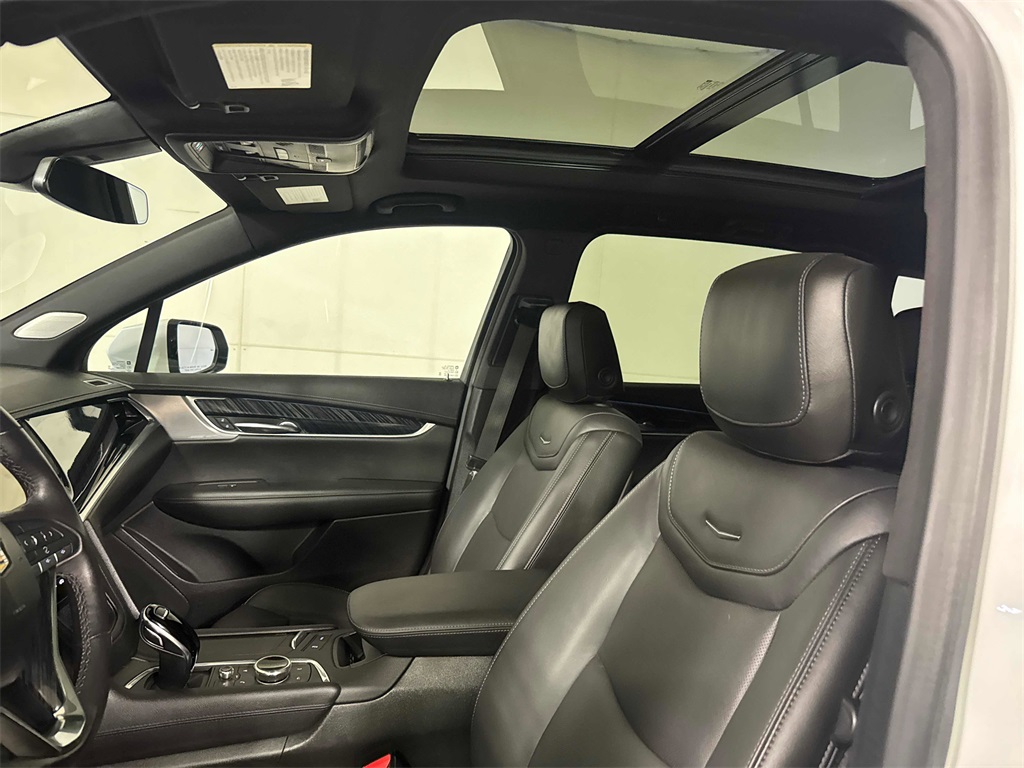 2023 CADILLAC XT6 - Image 11
