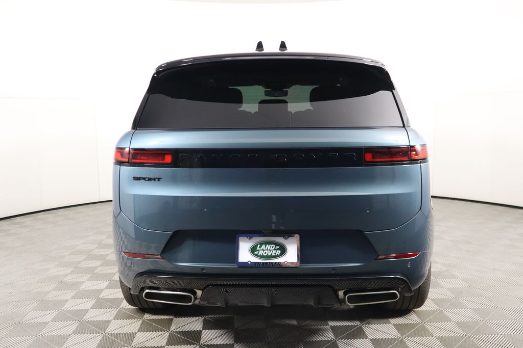 2025 Land Rover Range Rover Sport SE photo 6