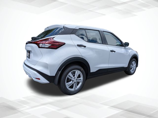 2025 Nissan Kicks Play S photo 2