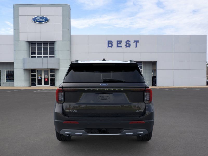 2026 Ford Explorer photo 3
