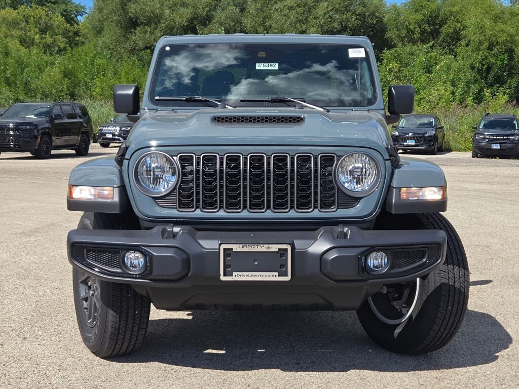 2025 Jeep Gladiator Sport S photo 4