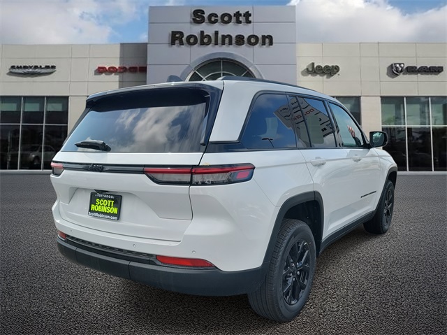 2025 Jeep Grand Cherokee Altitude X photo 4