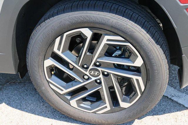 New 2025 Silver Hyundai Limited FWD image 5