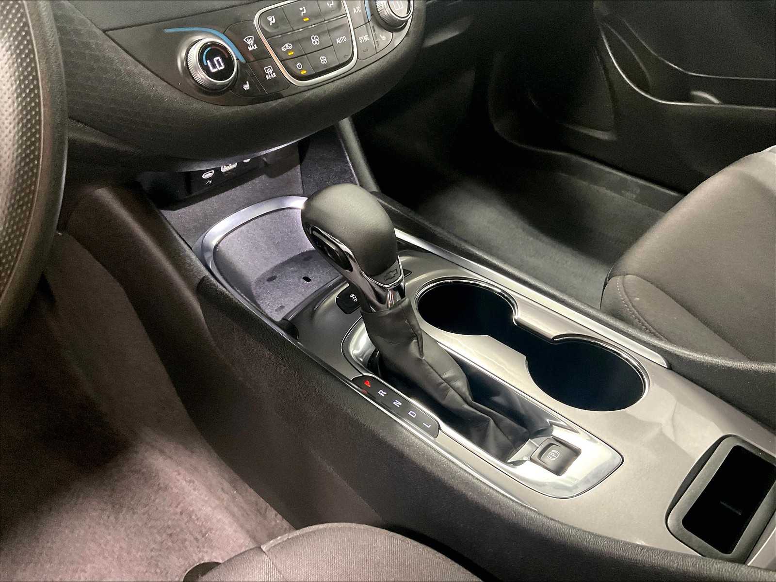 2024 Chevrolet Malibu 1LT photo 18
