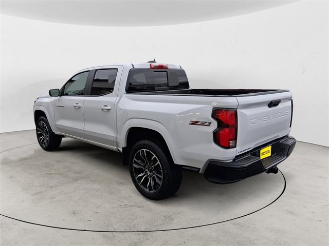 2025 Chevrolet Colorado Z71 photo 3