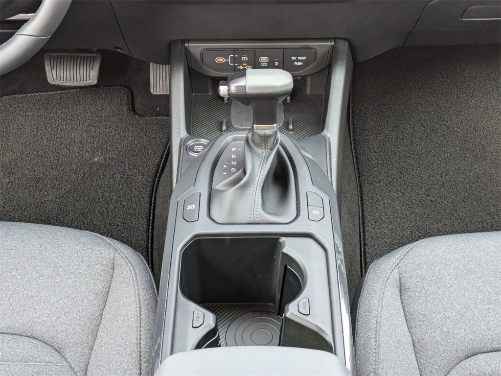 2025 Kia K4 EX photo 17