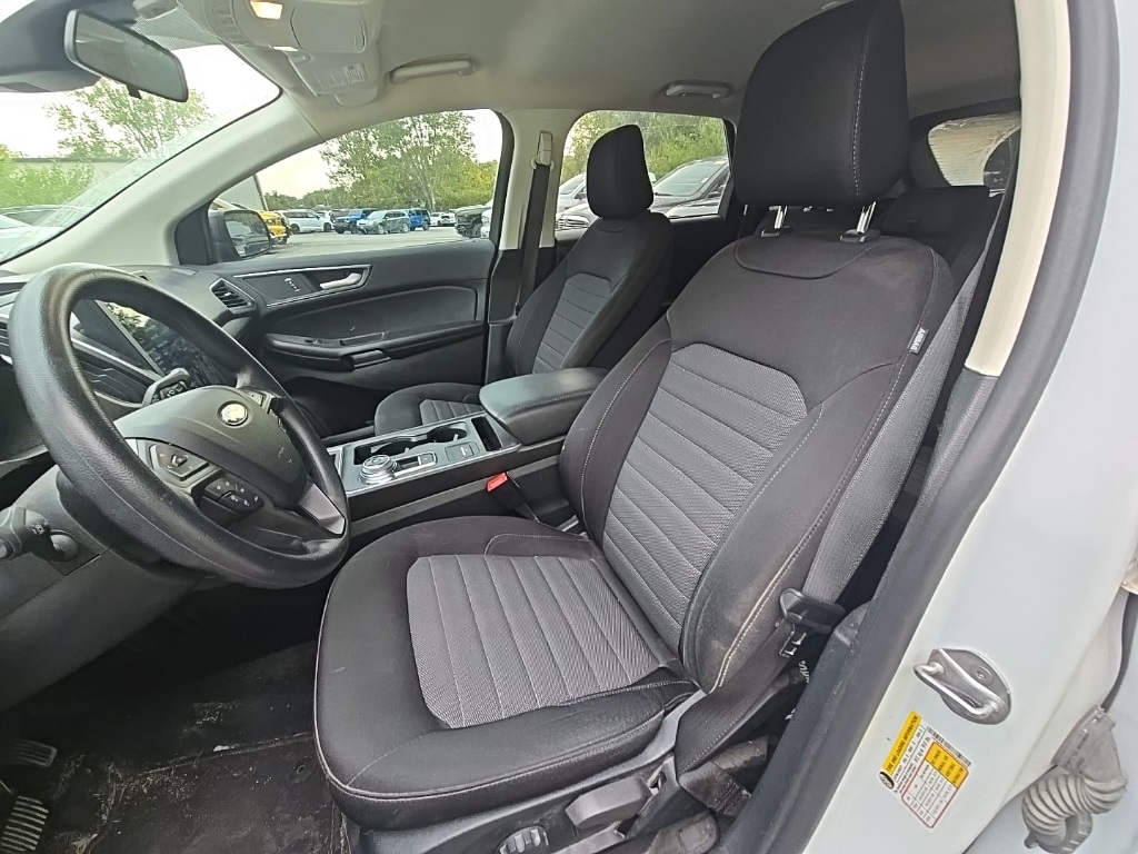 2022 Ford Edge SE photo 12