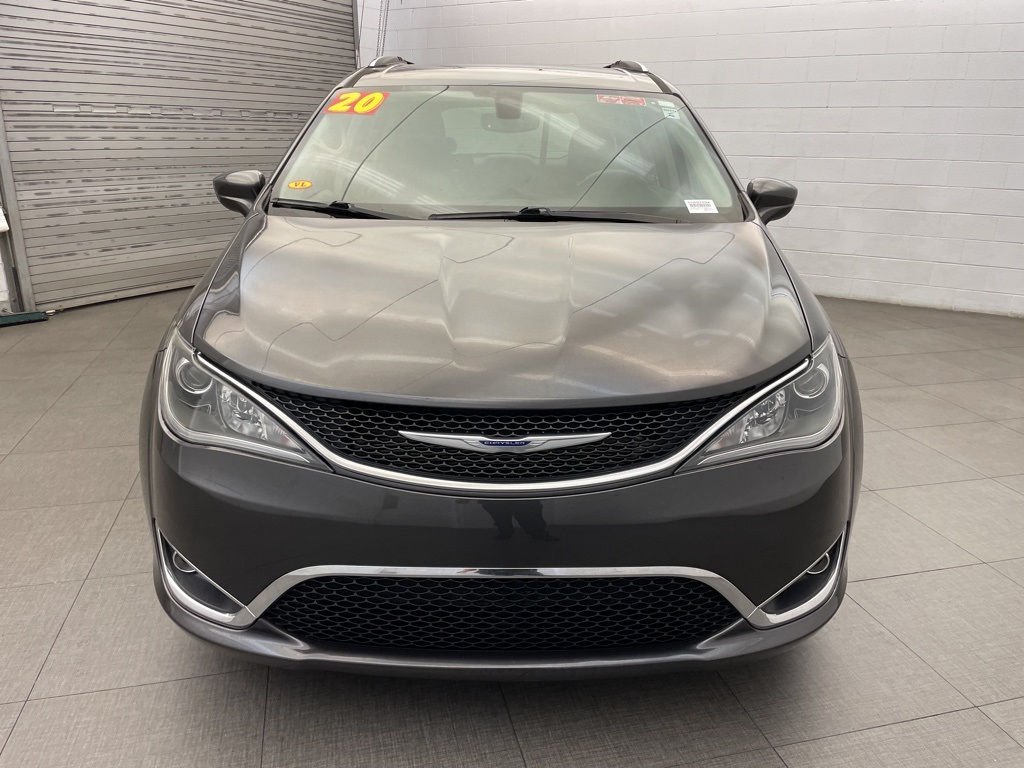 2020 Chrysler Pacifica Touring L photo 6