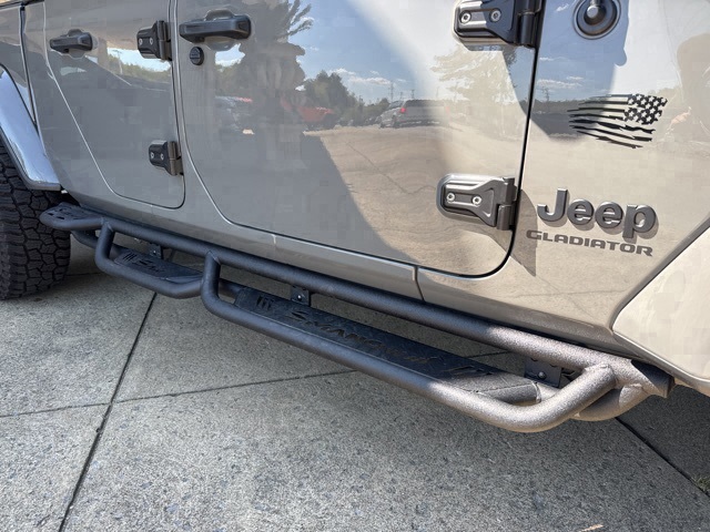 2022 Jeep Gladiator Sport photo 11