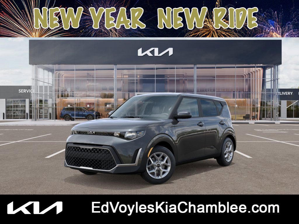 2025 Kia Soul LX's photo