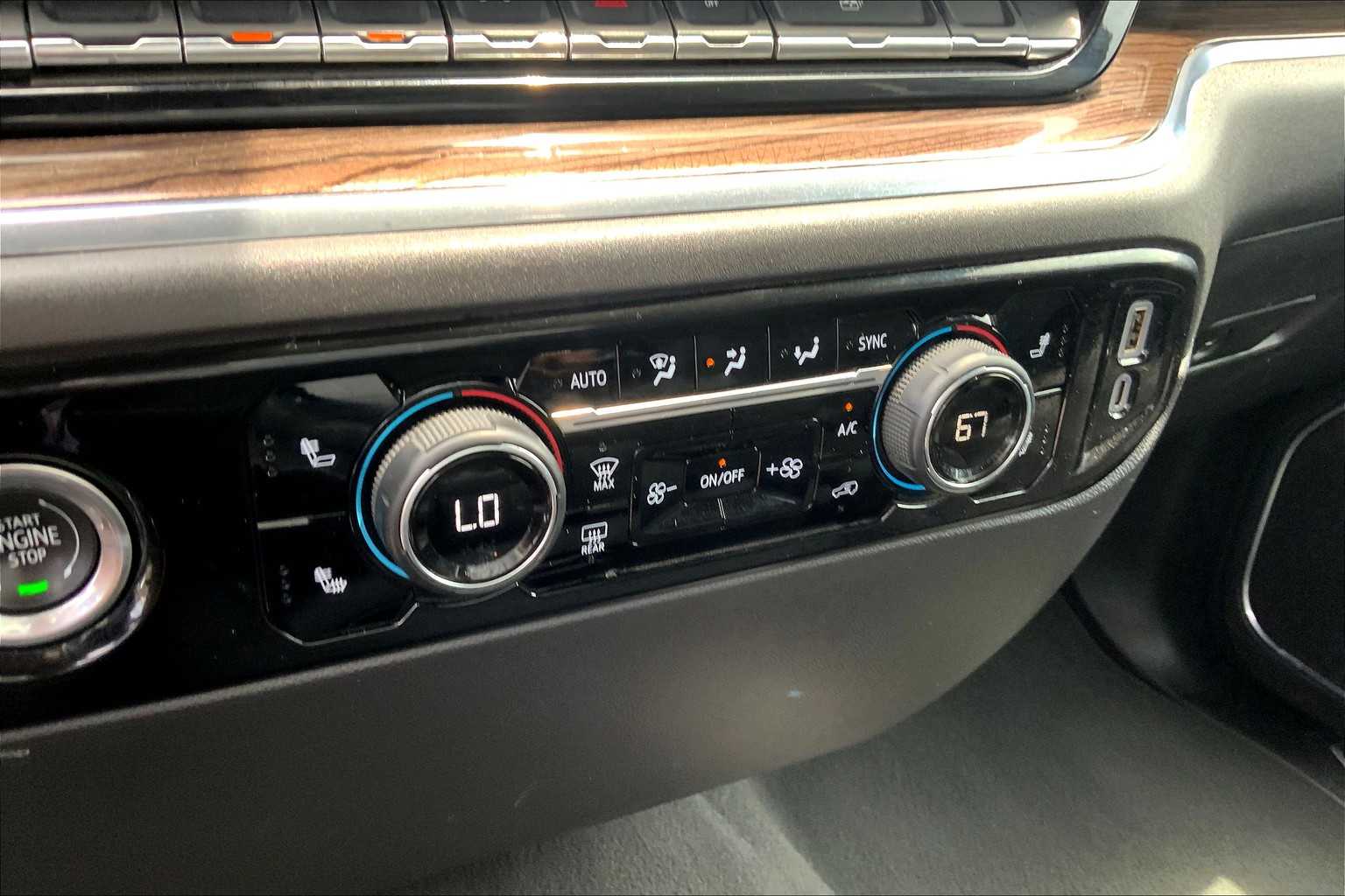 2024 Chevrolet Silverado 1500 LT photo 30