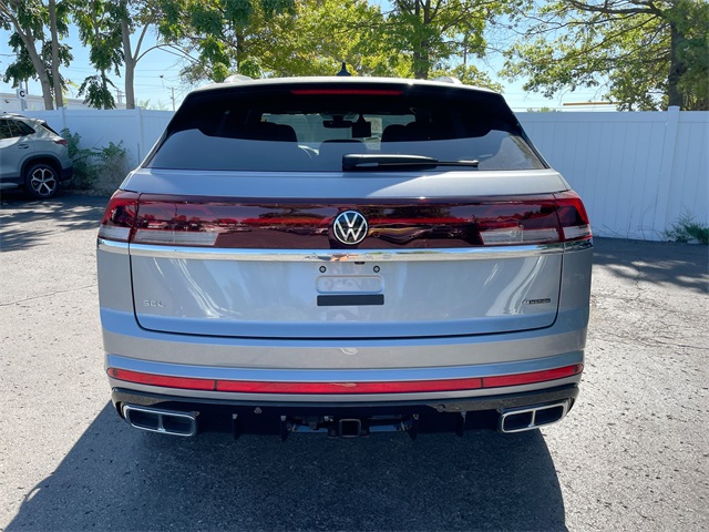 2026 Volkswagen Atlas Cross Sport SEL Premium R-Line photo 27