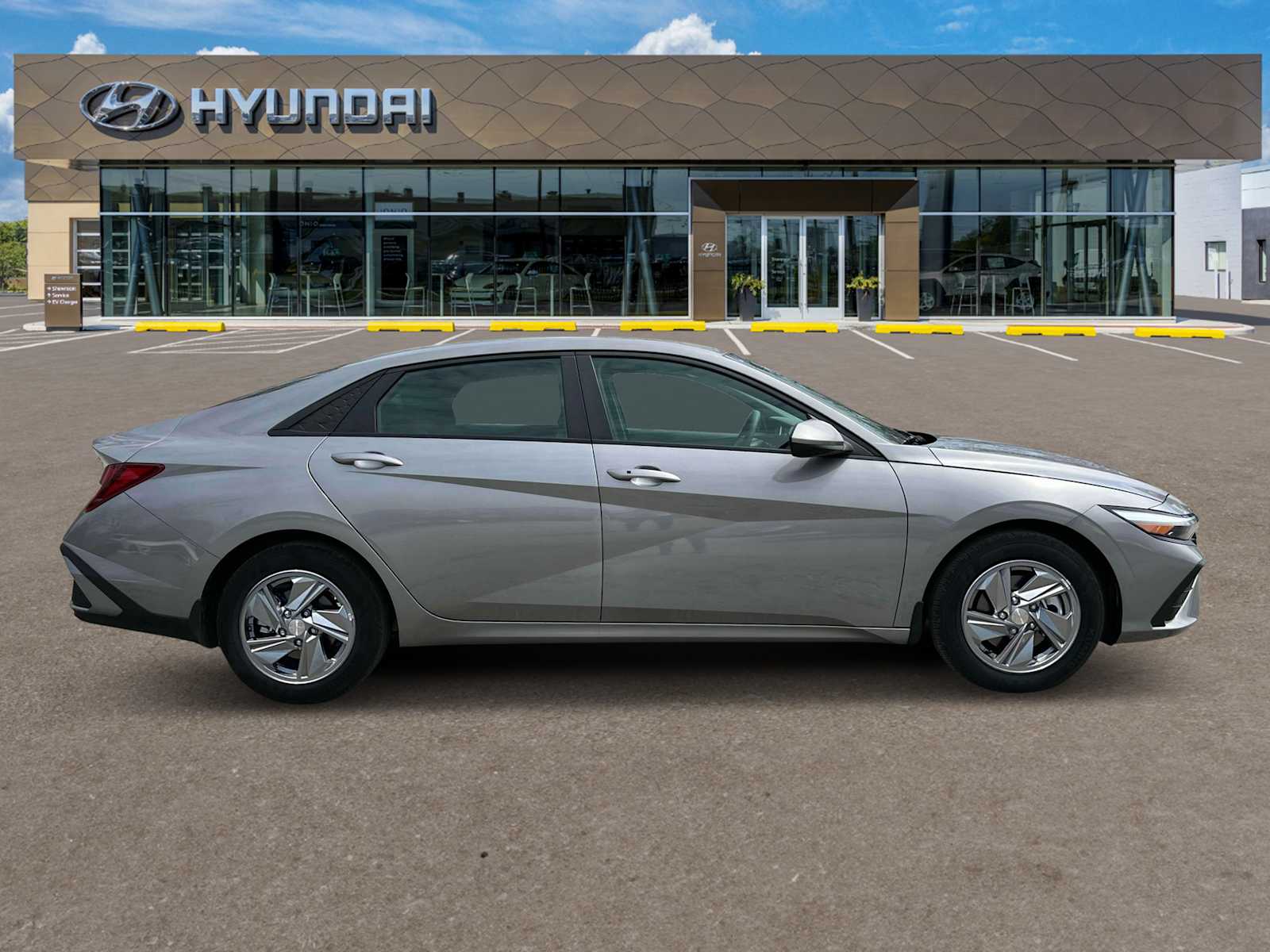2025 Hyundai Elantra SE photo 9