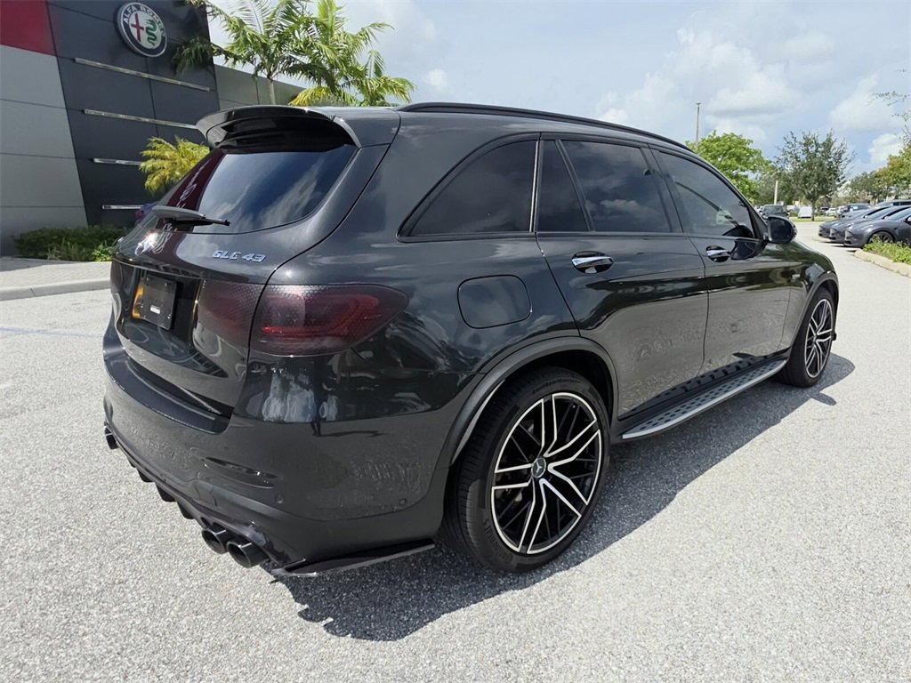 2022 Mercedes Benz GLC AMG 43 4MATIC photo 3
