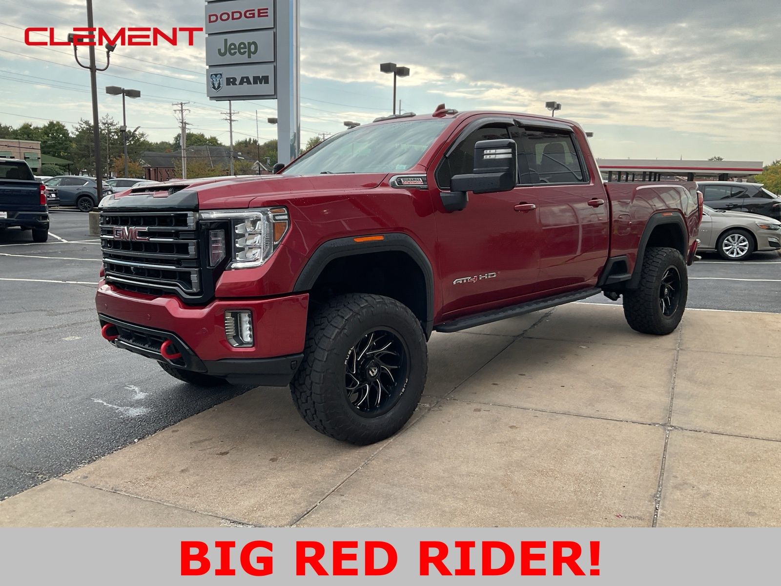 2022 GMC Sierra 2500HD AT4's photo