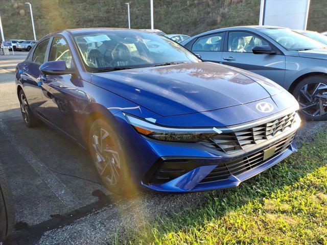 2025 Hyundai Elantra Limited's photo