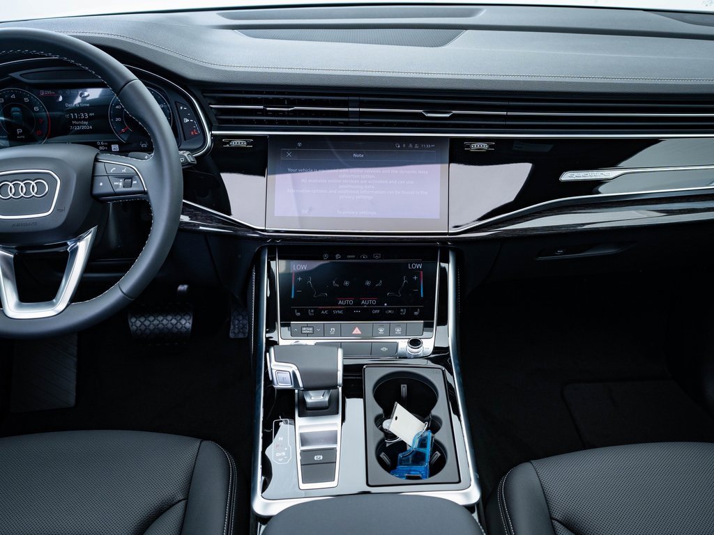 2025 Audi Q7 55 Premium Plus photo 28