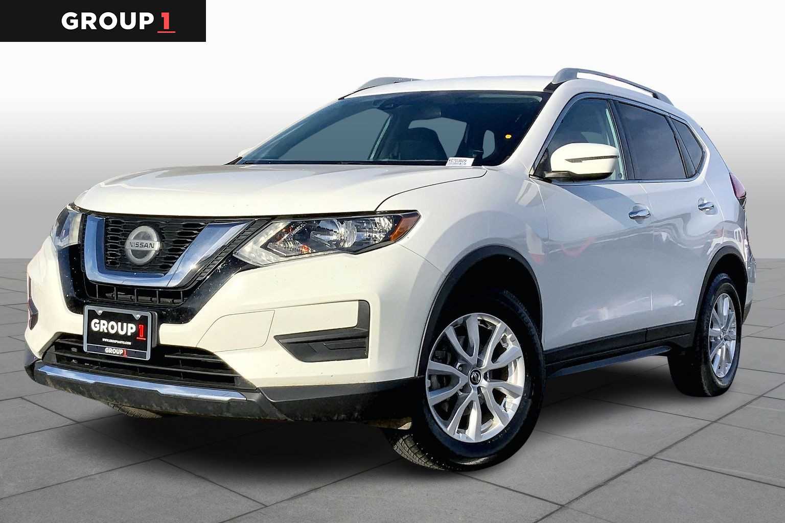 2019 Nissan Rogue S's photo