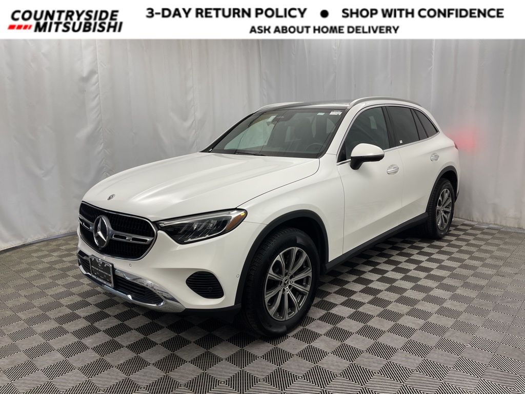 2024 Mercedes-Benz GLC GLC 300's photo