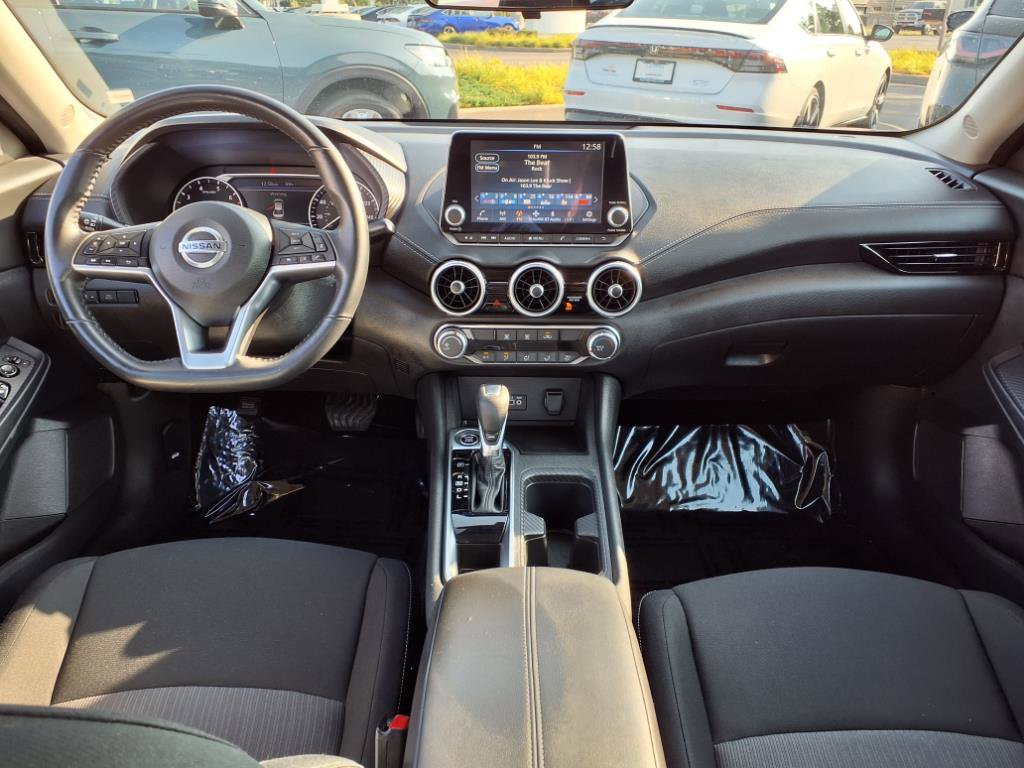 2022 Nissan Sentra SV photo 5